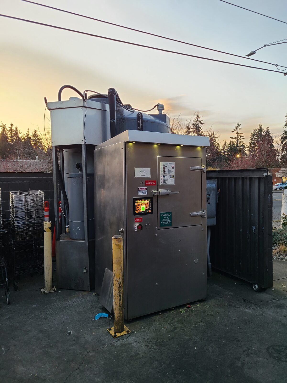 A Harvestor deployed behind a grocery store